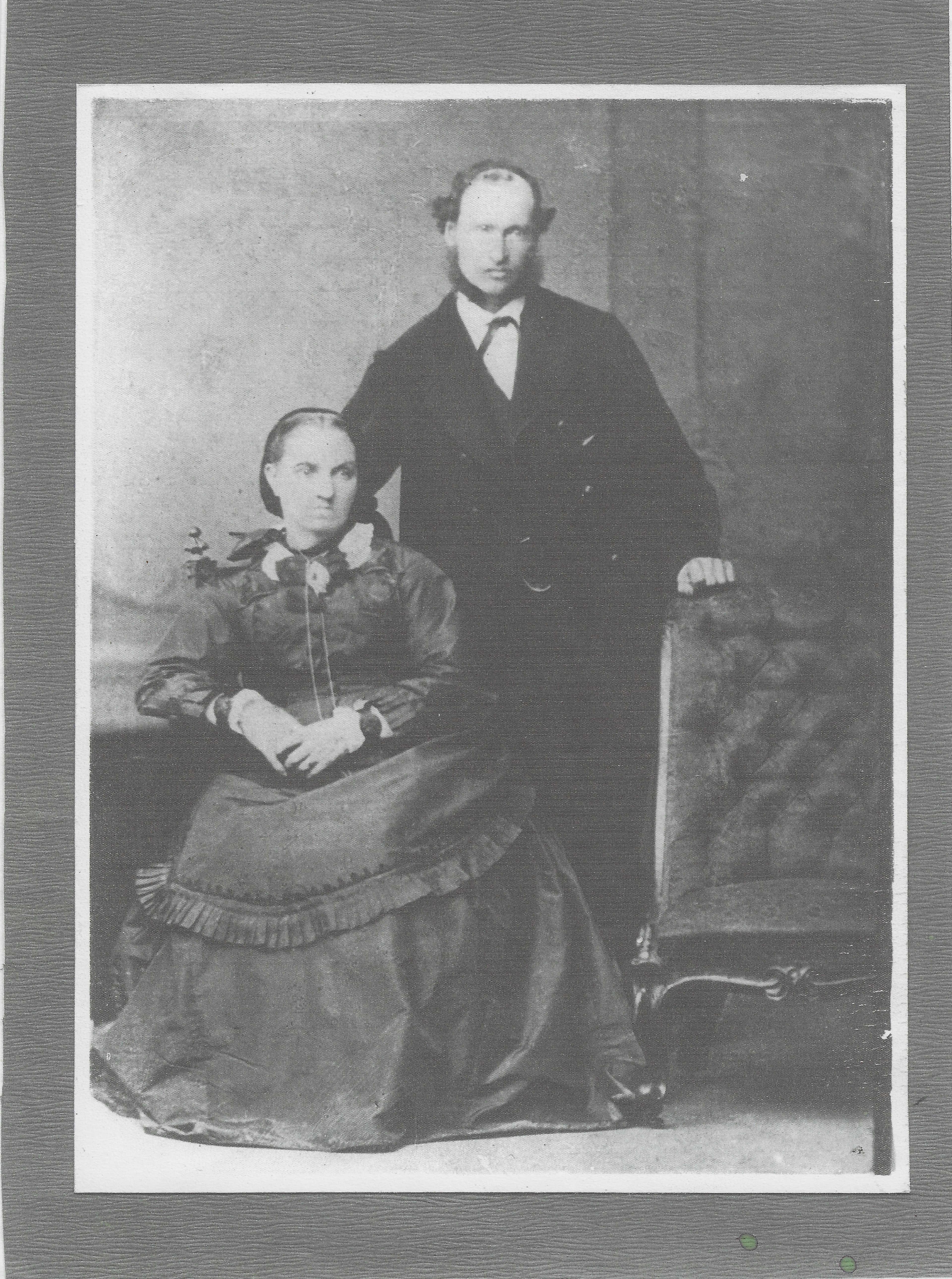 Edwards Thomas Spencer Pearson y Grace Kirkham